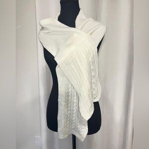 Elegant White Knit Scarf